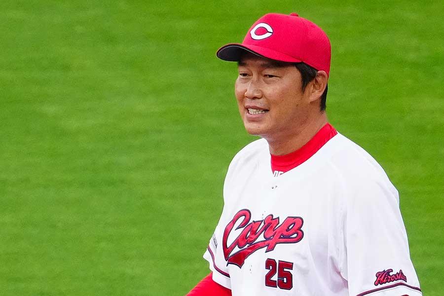 新井貴浩年齢別ポジション表